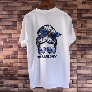 NWT Womens Gildan Heavy Cotton Large Graphic T Shirt “Game Day” Dallas Cowboys